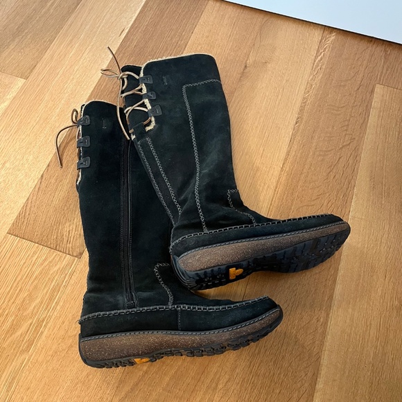 Timberland Black Fauna Tall Suede Moccasin Boots Shearling Lined - Picture 2 of 7